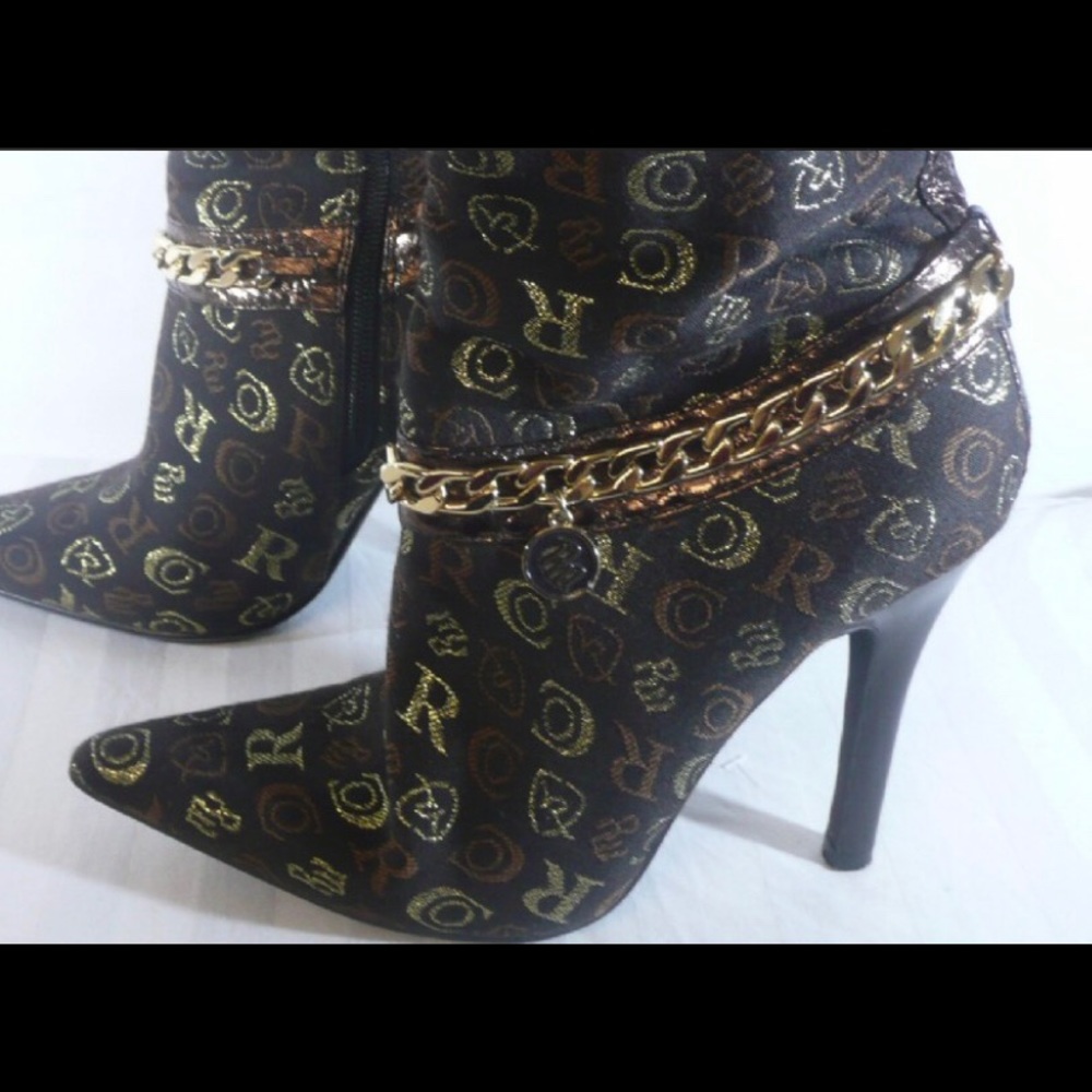 ROCAWEAR SHOES LIKE NEW!!